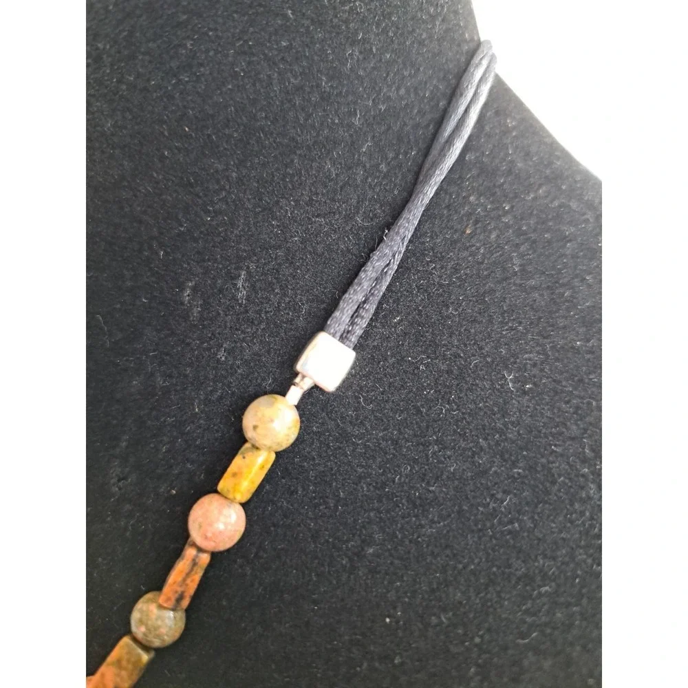 Gemstone Fashion Jewelry Beaded Necklace Natural Unakite With Pendant Silky Cord